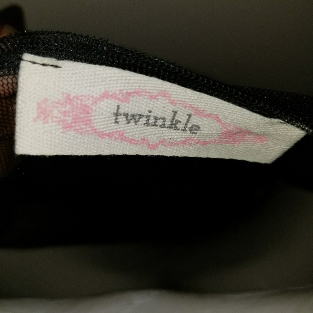 Sheer Top - Picture 5 of 5